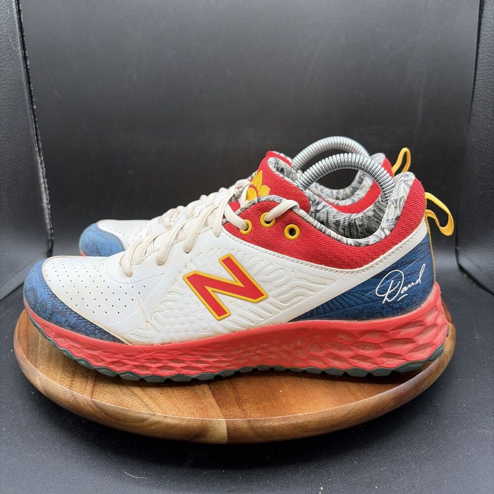 New Balance David Sunflower Seeds Womens Size 9 Turf Shoes STVELODS